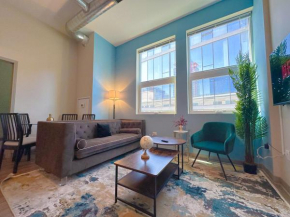 McCormick 2br/2ba Oasis with optional Parking, Patio, Gym for up to 6 guests